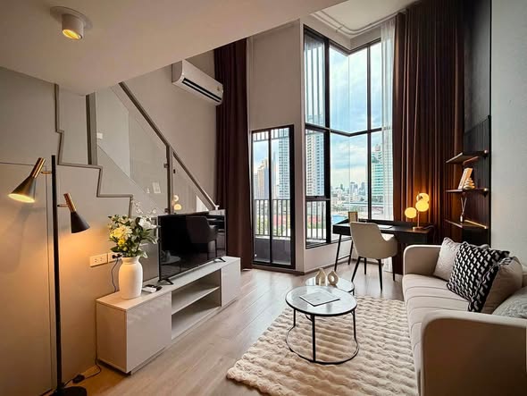 living room and bedroom of KnightsBridge Space Sukhumvit-Rama 4