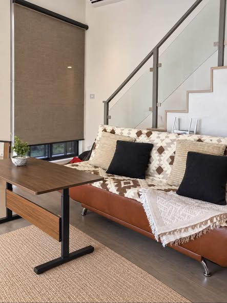living room and room interior of KnightsBridge Space Sukhumvit-Rama 4
