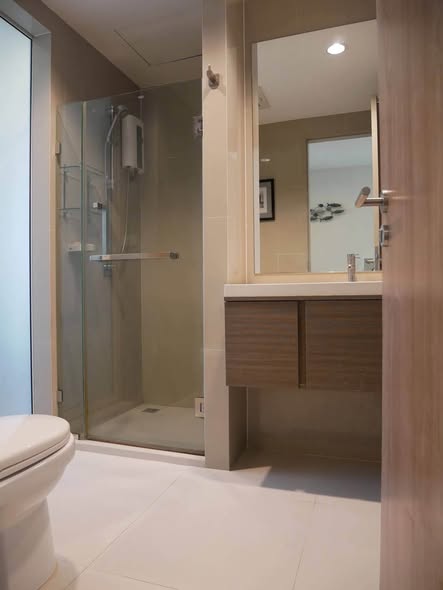 room interior and bathroom of KPN The Capital Condo