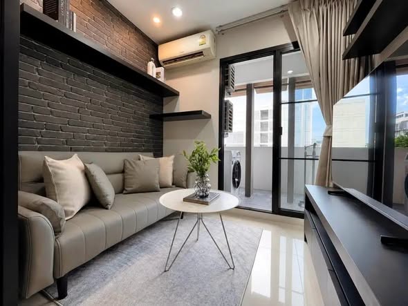 living room of L Loft RATCHADA 19