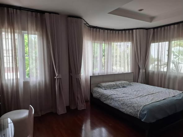 bedroom of Laddarom Watcharapol