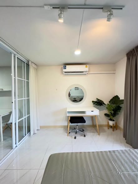 bedroom of Lanna Nakorn Condominium Building C ลานนานคร คอนโด เชียงใหม่