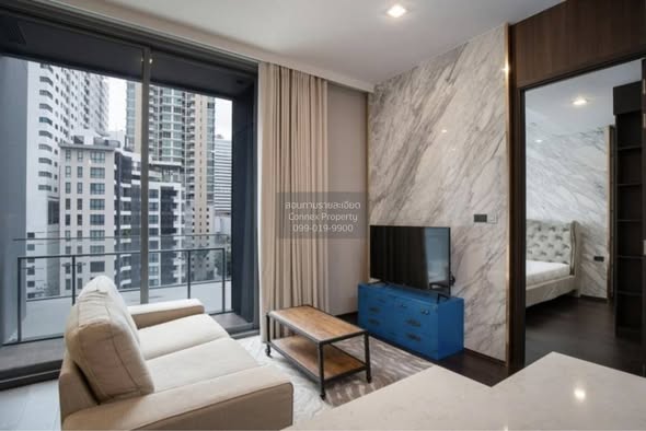 bedroom and living room of LAVIQ Sukhumvit 57