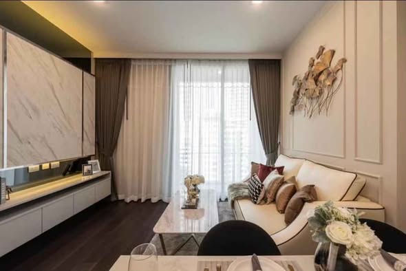 bedroom and living room of LAVIQ Sukhumvit 57