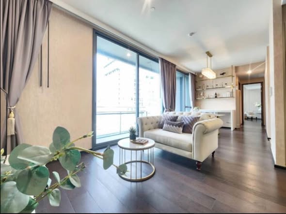 living room and bedroom and room interior of LAVIQ Sukhumvit 57