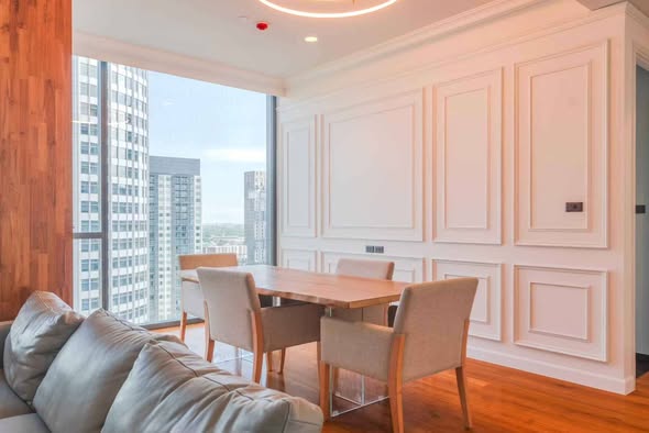 living room and room interior of LAVIQ Sukhumvit 57