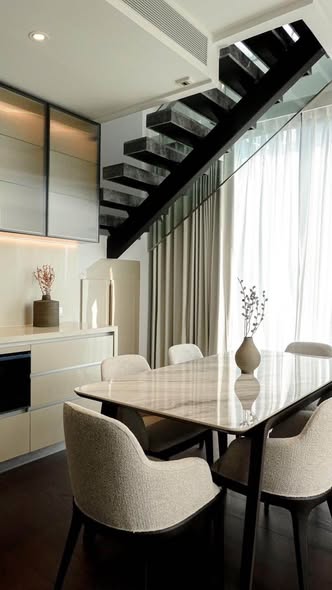 room interior of LAVIQ Sukhumvit 57