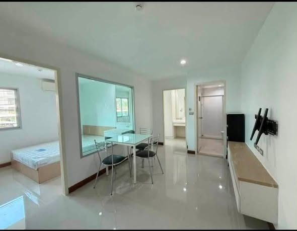 Le Rich Condominium