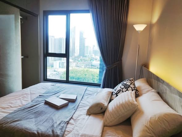 bedroom of Life Asoke – Rama 9