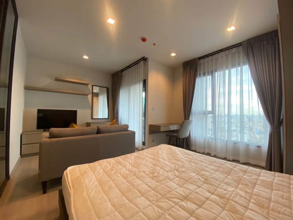 bedroom of Life Asoke – Rama 9