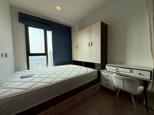 bedroom of Life Asoke – Rama 9