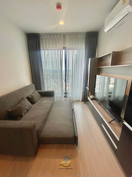 bedroom and living room of Life Asoke – Rama 9