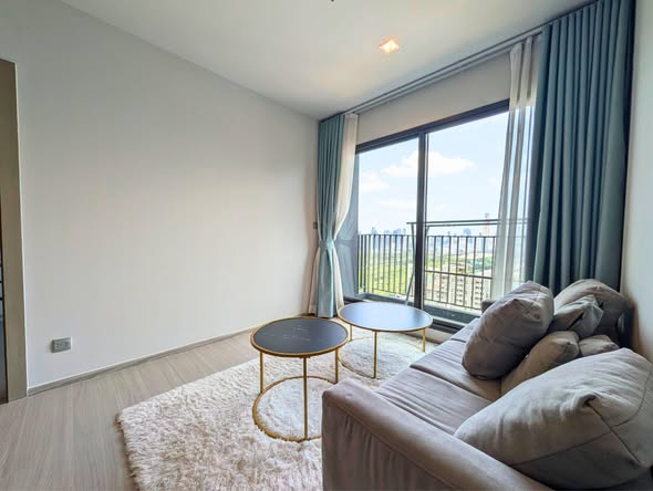 bedroom and living room of Life Asoke – Rama 9