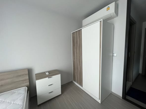 bedroom and room interior of Life Asoke – Rama 9