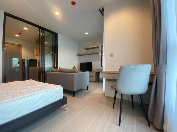 bedroom and room interior of Life Asoke – Rama 9
