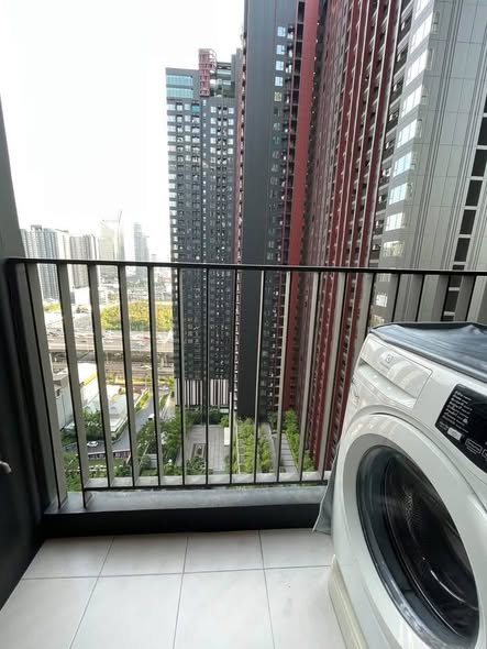 Life Asoke – Rama 9