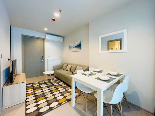 living room of Life Asoke – Rama 9
