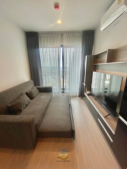 living room and bedroom of Life Asoke – Rama 9