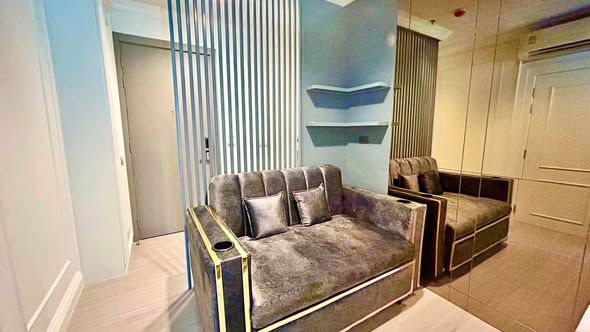 living room and bedroom of Life Asoke – Rama 9