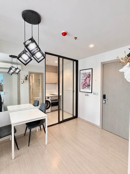 room interior of Life Asoke – Rama 9