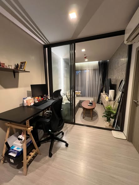 room interior of Life Asoke – Rama 9