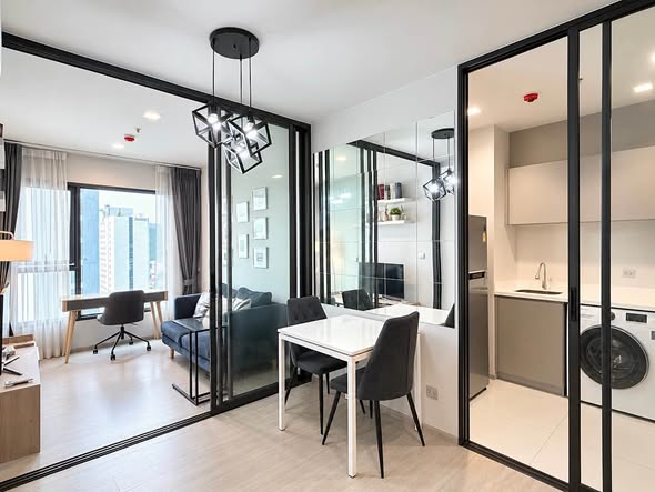 room interior of Life Asoke – Rama 9