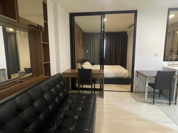 bedroom of Life Asoke