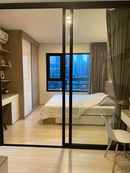 bedroom and room interior of Life Asoke