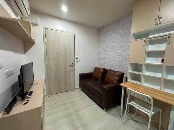 bedroom and room interior of Life Asoke