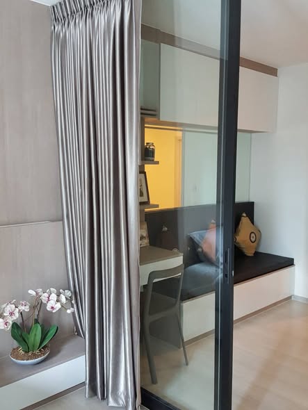 bedroom and room interior of Life Asoke