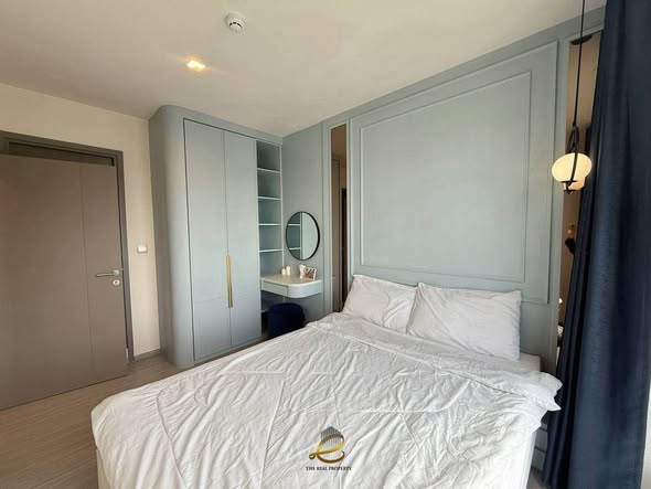 bedroom of Life Asoke Hype