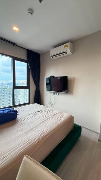 bedroom of Life Asoke Hype