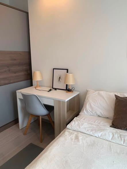 bedroom of Life Asoke Hype