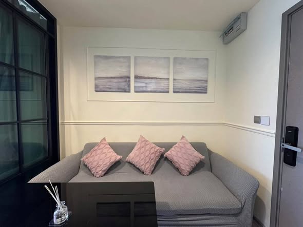 bedroom of Life Asoke Hype