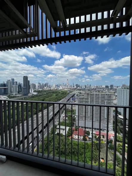 Life Asoke Hype