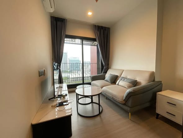 living room and bedroom of Life Asoke Hype