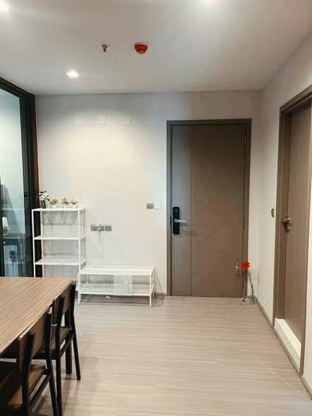 room interior of Life Asoke Hype