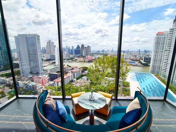 Life เจริญนคร-สาทร 𝗟𝗶𝗳𝗲 Charoen Nakhon-Sathorn