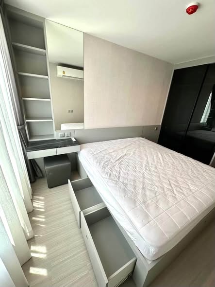 bedroom of Life Ladprao