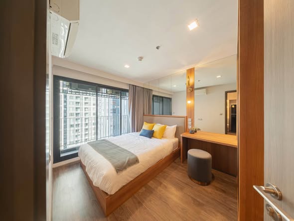 bedroom and room interior of Life Ladprao Valley