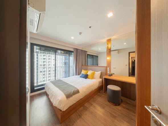 bedroom and room interior of Life Ladprao Valley