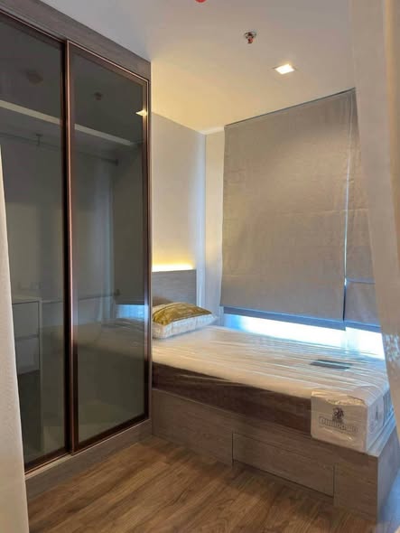 bedroom and room interior and bathroom of Life Ladprao Valley