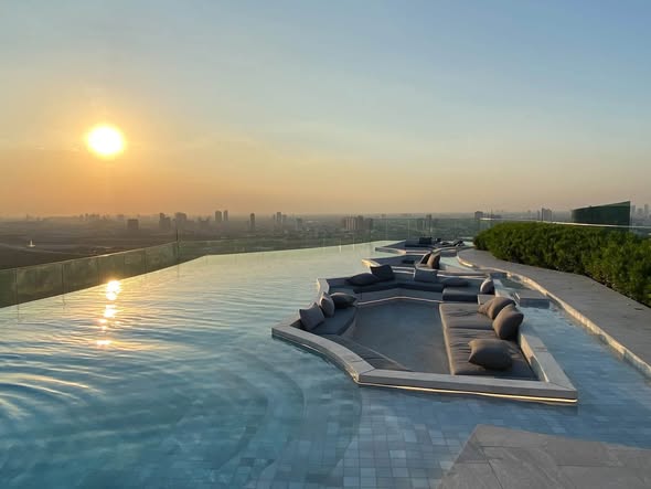 pool of Life Ladprao Valley