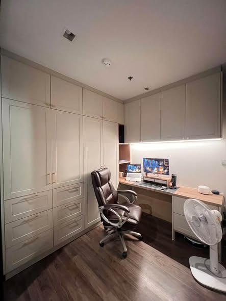 room interior of Life Ladprao Valley