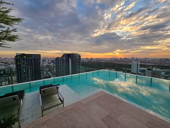 Life พหลฯ-ลาดพร้าว | Life Phahon-Ladprao | First Class Living in The Heart of Ladprao
