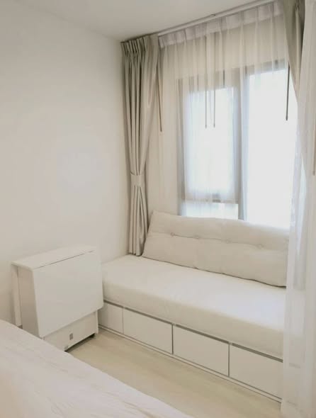 bedroom of Life One Wireless