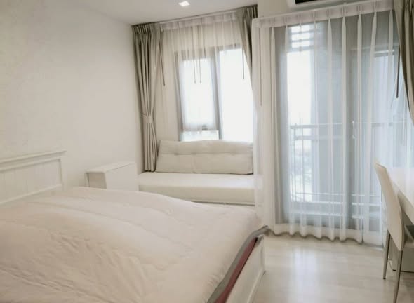 bedroom of Life One Wireless