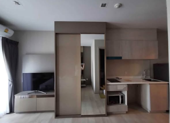 bedroom of Life One Wireless