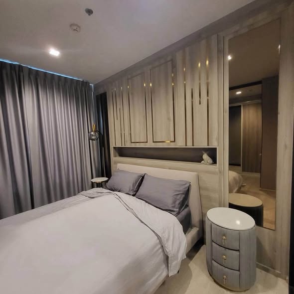 bedroom of Life One Wireless