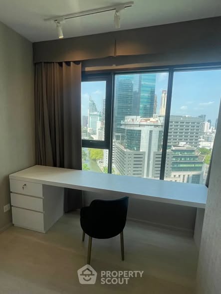 bedroom of Life One Wireless